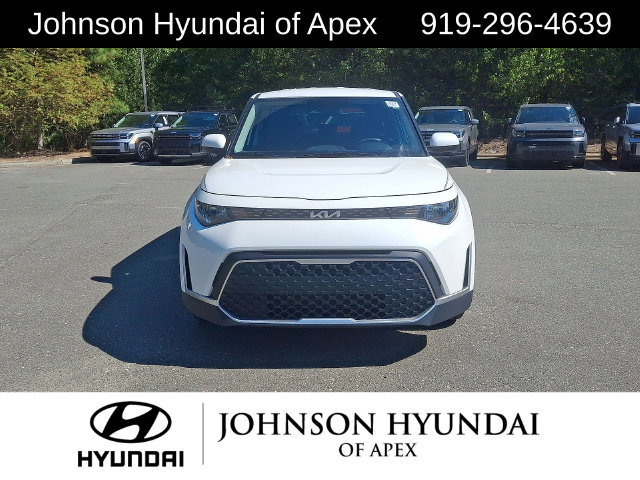 Used 2023 Kia Soul LX w/ LX Technology Package FWD image 31