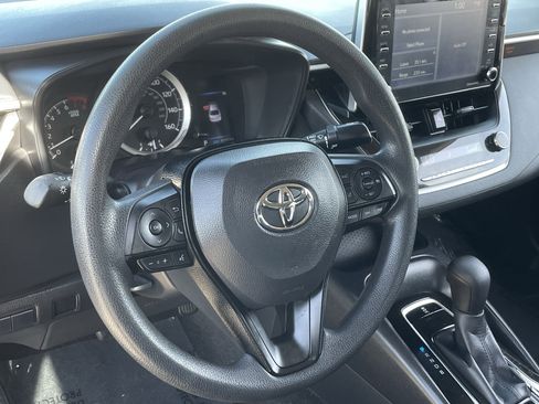Used 2021 Toyota Corolla LE w/ Carpet Mat Package (TMS) image 22
