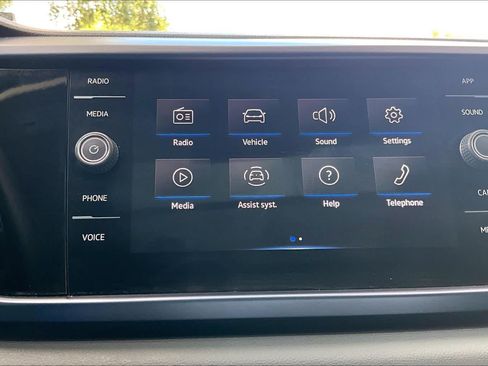 Used 2022 Volkswagen Taos SE FWD image 35