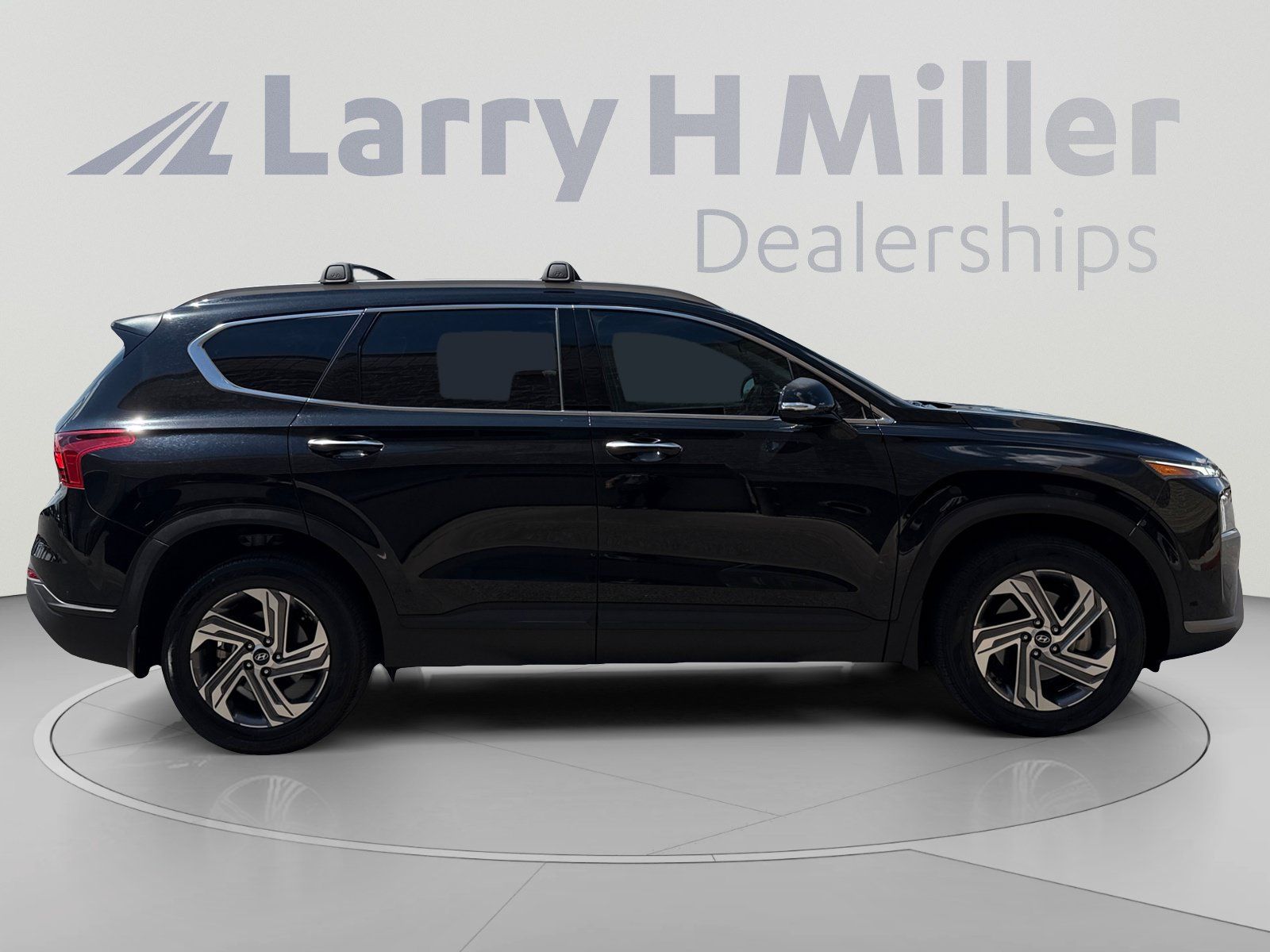 Certified 2023 Hyundai Santa Fe SEL FWD image 6