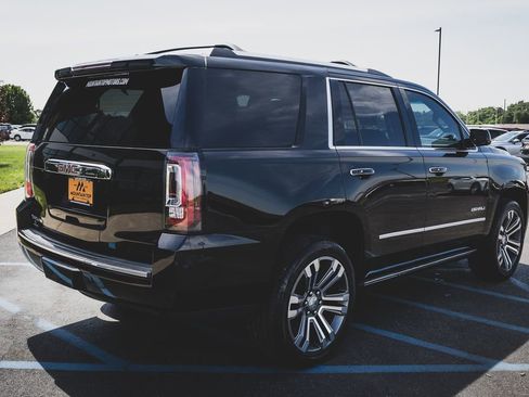 Used 2019 GMC Yukon Denali w/ Denali Ultimate Package AWD/4WD image 40