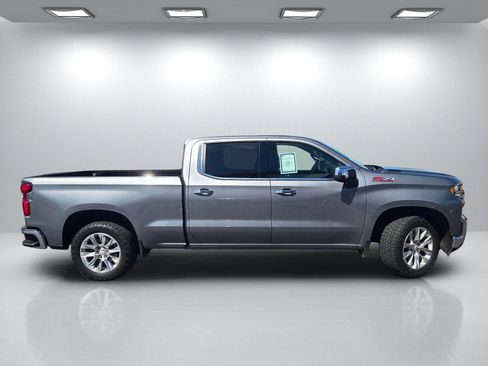 Used 2022 Chevrolet Silverado 1500 LTZ image 3