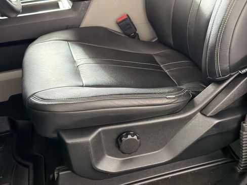 Used 2019 Ford F150 XL w/ Equipment Group 101A Mid AWD/4WD image 16
