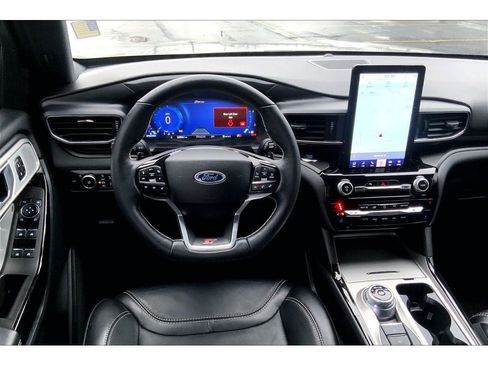 Used 2024 Ford Explorer ST w/ Equipment Group 401A image 6