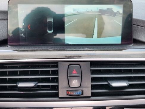 Used 2018 BMW 430i Convertible image 16