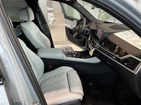 New 2026 BMW X5 xDrive50e w/ M Sport Package image 14