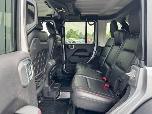 Used 2020 Jeep Wrangler Unlimited Rubicon AWD/4WD image 16
