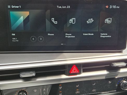 New 2026 Kia Sorento LX FWD image 12