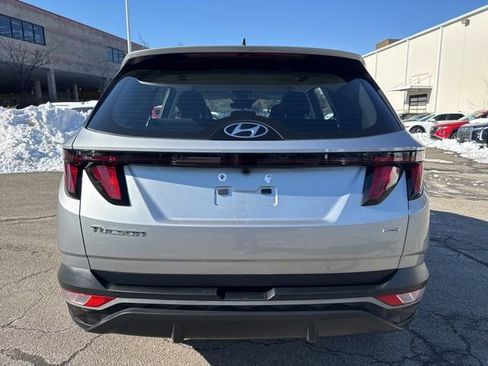Certified 2024 Hyundai Tucson SE image 18