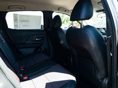 New 2025 Nissan Kicks SR image 23