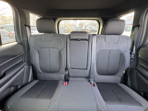 New 2025 Jeep Grand Cherokee Laredo X w/ Trailer Tow Package image 30