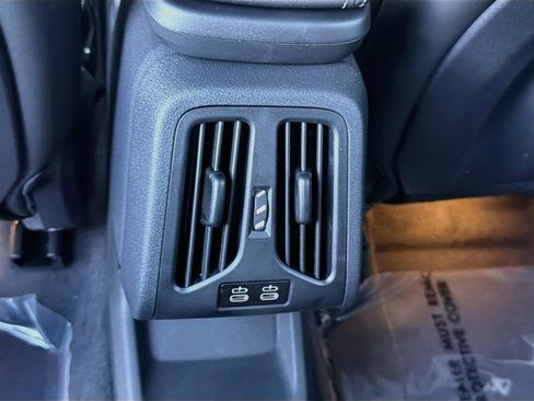 New 2026 BMW X2 xDrive28i w/ Technology Package AWD/4WD image 19