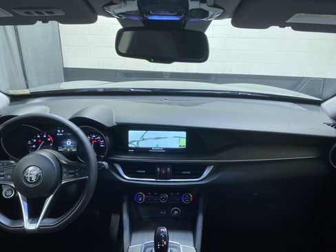 Used 2019 Alfa Romeo Stelvio Ti AWD/4WD image 10