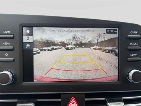 New 2026 Hyundai Elantra SE image 23