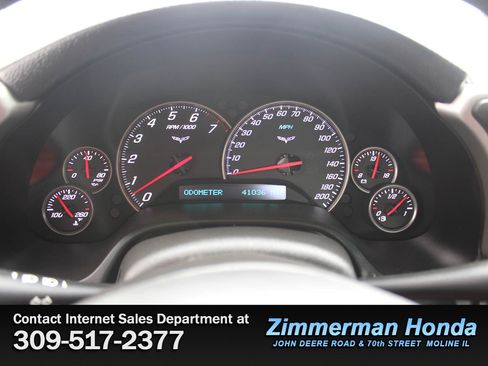 Used 2005 Chevrolet Corvette Coupe w/ Preferred Equipment Group RWD image 7