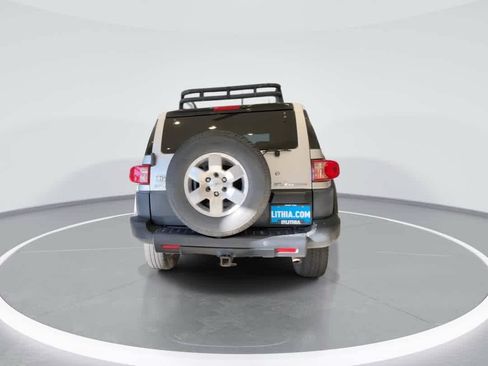 Used 2008 Toyota FJ Cruiser 4WD image 7