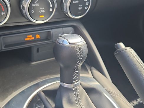 Used 2024 MAZDA MX-5 Miata Grand Touring w/ Weather Package RWD image 14