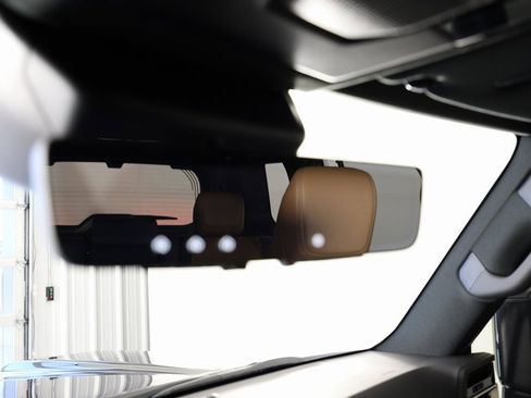 Used 2025 Lexus GX 550 w/ Accessory Package (2T) image 43