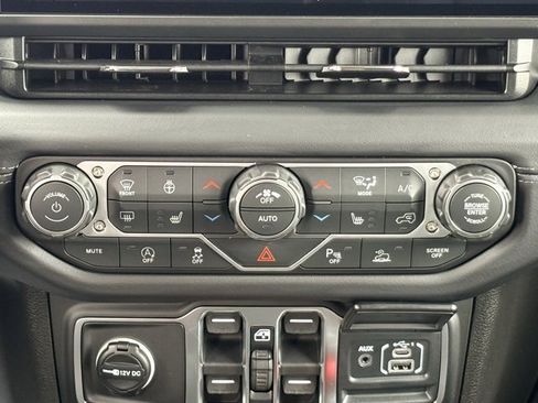 New 2026 Jeep Wrangler Unlimited Rubicon image 11