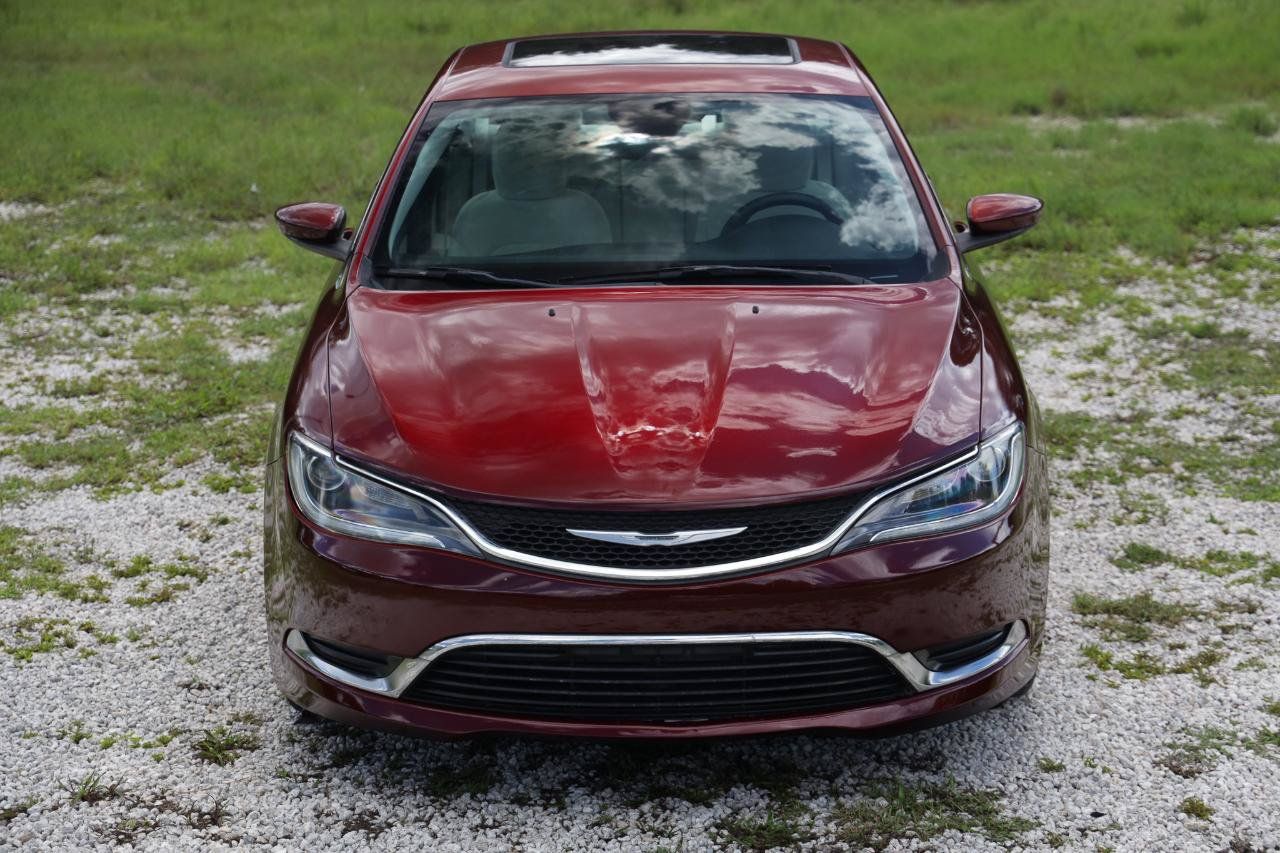 Used 2015 Chrysler 200 Limited w/ Convenience Group FWD image 19