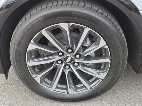 New 2026 Cadillac Lyriq Premium Sport w/ LPO, Floor Liner Package image 9