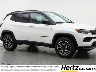 Used 2025 Jeep Compass Trailhawk AWD/4WD video 1