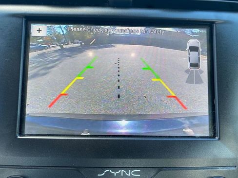 Used 2019 Ford Fusion SE image 21