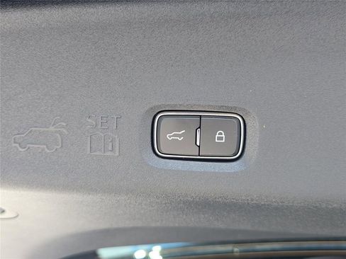 New 2026 Lincoln Navigator L Black Label AWD/4WD image 13