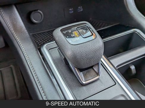 Used 2025 Nissan Pathfinder SV FWD image 20
