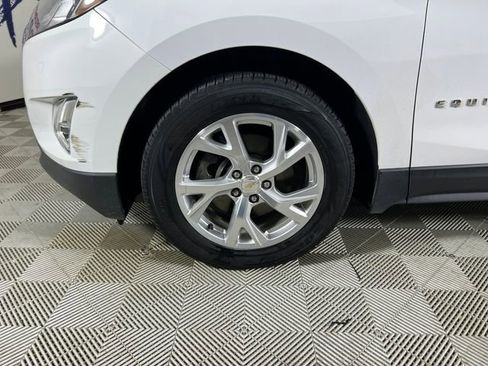 Used 2019 Chevrolet Equinox LT w/ Sun & Navigation Package image 25