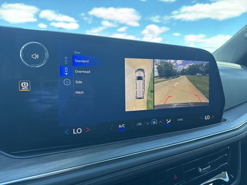 New 2026 Chevrolet Suburban LS AWD/4WD image 32