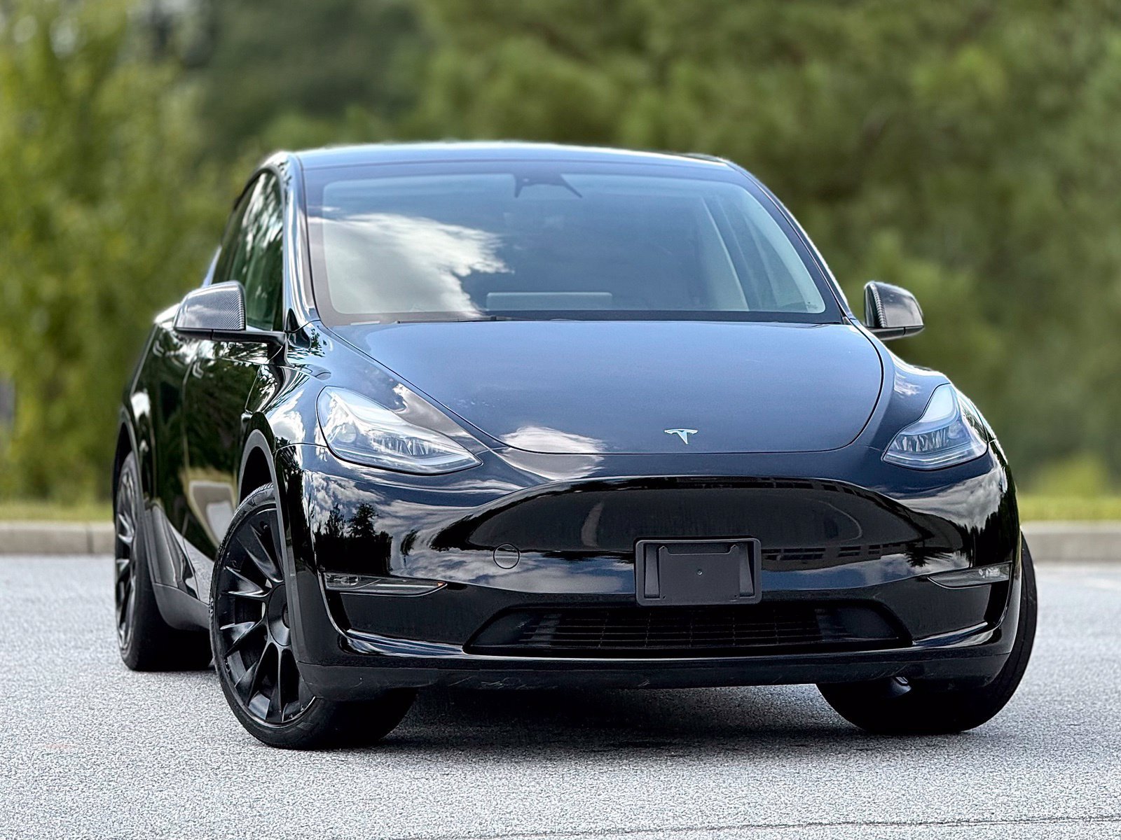 Used 2023 Tesla Model Y Long Range AWD/4WD image 4