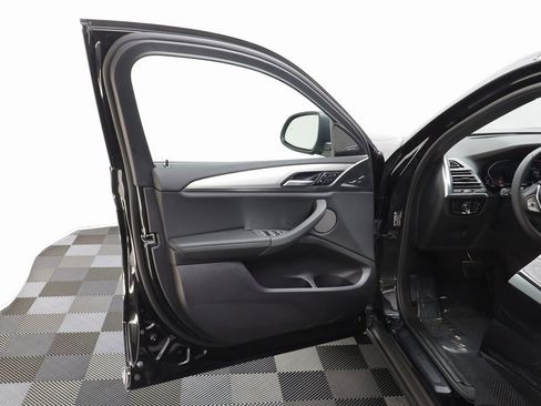 New 2025 BMW X4 xDrive30i w/ Premium Package image 5