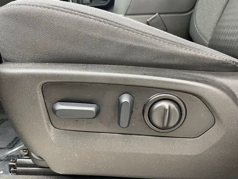 Certified 2022 Chevrolet Silverado 1500 LT Trail Boss w/ Bed Protection Package image 9