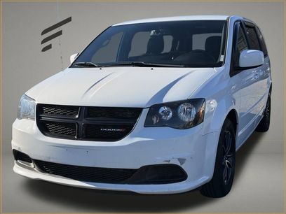 Used 2016 Dodge Grand Caravan SE