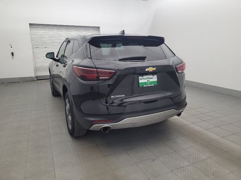 Used 2025 Chevrolet Blazer LT FWD image 6