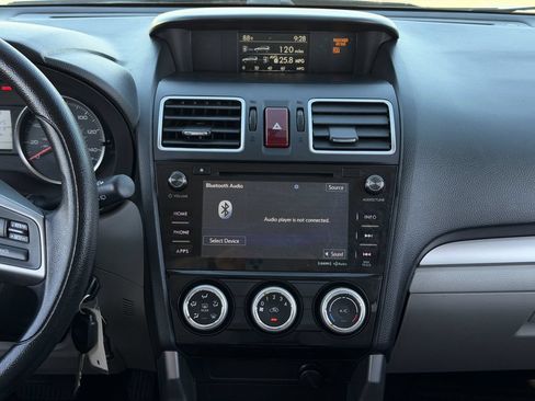 Used 2016 Subaru Forester 2.5i Premium w/ Popular Package #2 AWD/4WD image 18