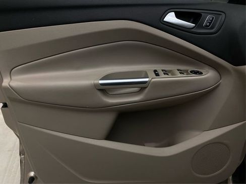 Used 2018 Ford Escape SEL image 24