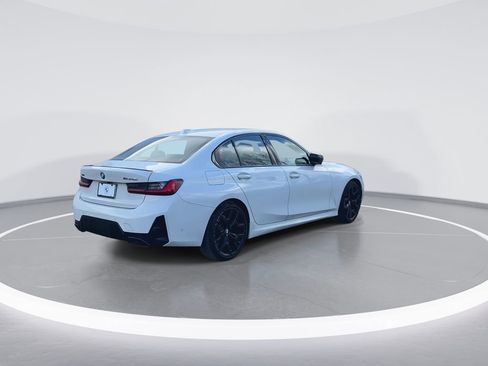Used 2025 BMW M340i xDrive w/ Premium Package image 8