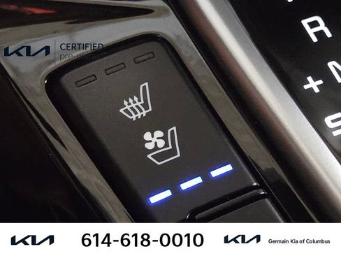 Certified 2024 Kia Seltos SX w/ SX Sunroof Package AWD/4WD image 28