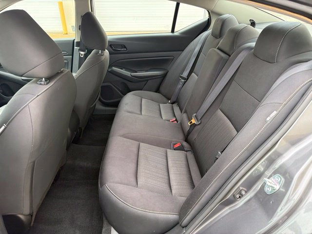 Used 2024 Nissan Altima 2.5 SV FWD image 15