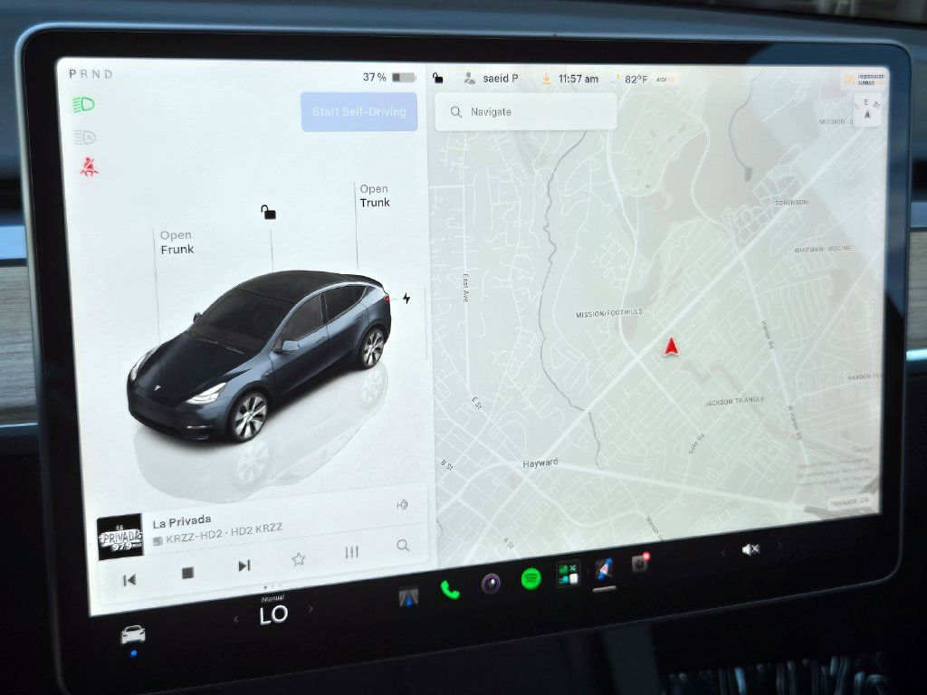 Used 2024 Tesla Model Y Long Range AWD/4WD image 21