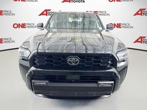Certified 2025 Toyota 4Runner TRD Off-Road AWD/4WD image 3