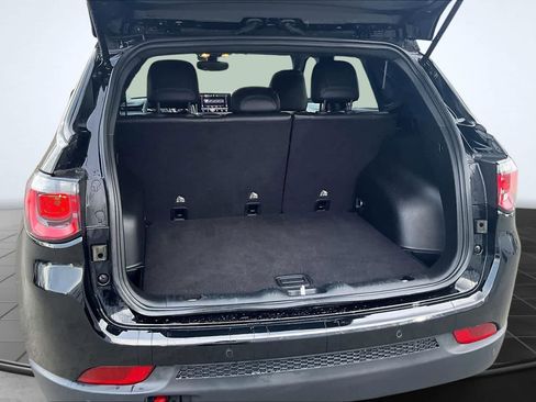 Used 2024 Jeep Compass Trailhawk image 19