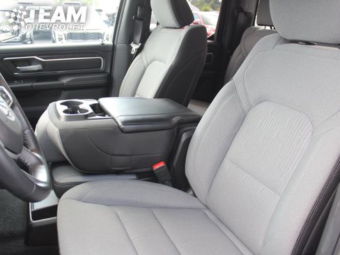 Used 2024 RAM 1500 Big Horn AWD/4WD image 11