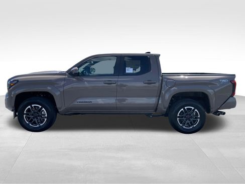 New 2026 Toyota Tacoma TRD Sport w/ TRD Sport Upgrade Package AWD/4WD image 7