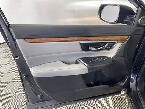 Used 2017 Honda CR-V Touring image 10