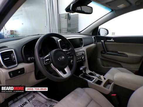 Used 2020 Kia Sportage LX image 16