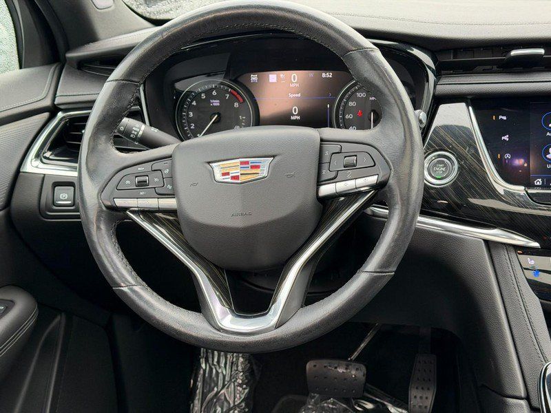 Used 2020 Cadillac XT6 Premium Luxury AWD/4WD image 13