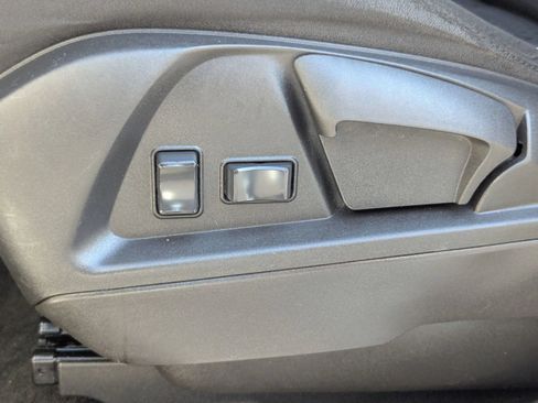 Used 2013 GMC Terrain SLE FWD image 21